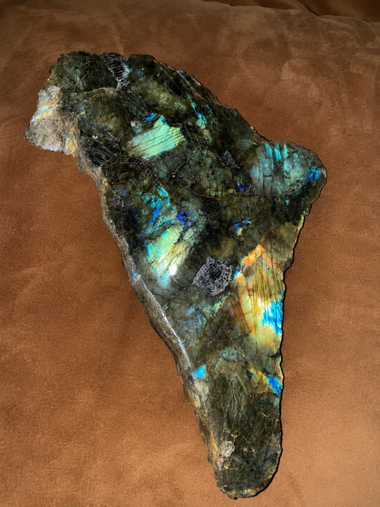 Natural Congo Labradorite | Third Eye, Crown & Solar Plexus Chakra Stone